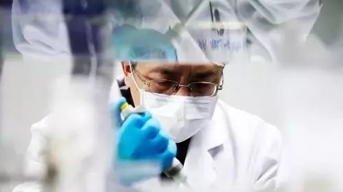 在醫學研究與試驗發展領域，以專業之力支持祖國抗擊疫情